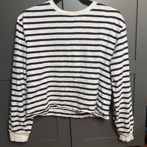 Wild Fable ling sleeve crop